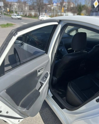 Toyota Prius cena 31980 przebieg: 272500, rok produkcji 2010 z Kraków małe 172